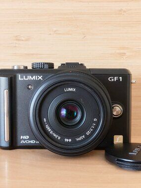 Panasonic Lumix DMC-GF1 Camera with Lumix G 20mm f/1.7 ASPH Lens Tested